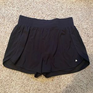 Balance Athletica/ Vitality - Breeze Short size Large